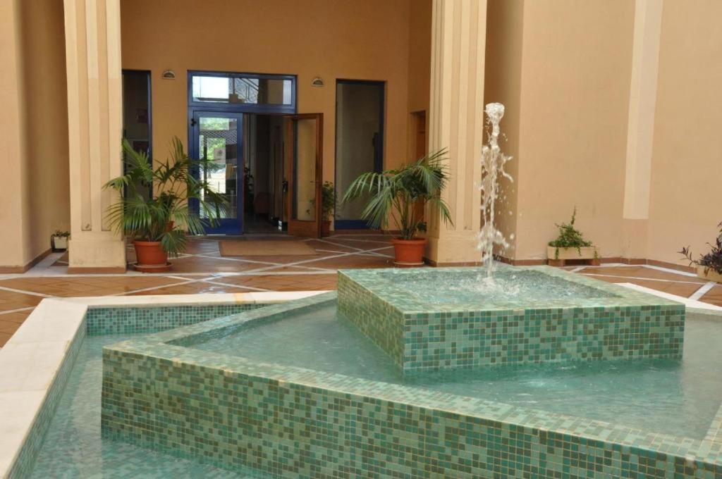 Apartamento De Lux Sevilla Este Eksteriør billede