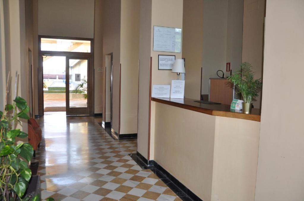 Apartamento De Lux Sevilla Este Eksteriør billede